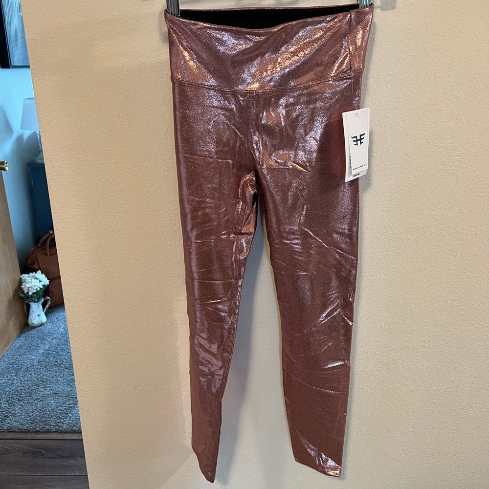 NWT Heroine Sport leggings